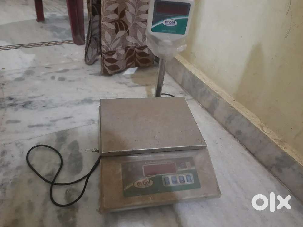 Weight machine good condition 30 kg and speaker voice recording