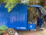 Electric auto with container