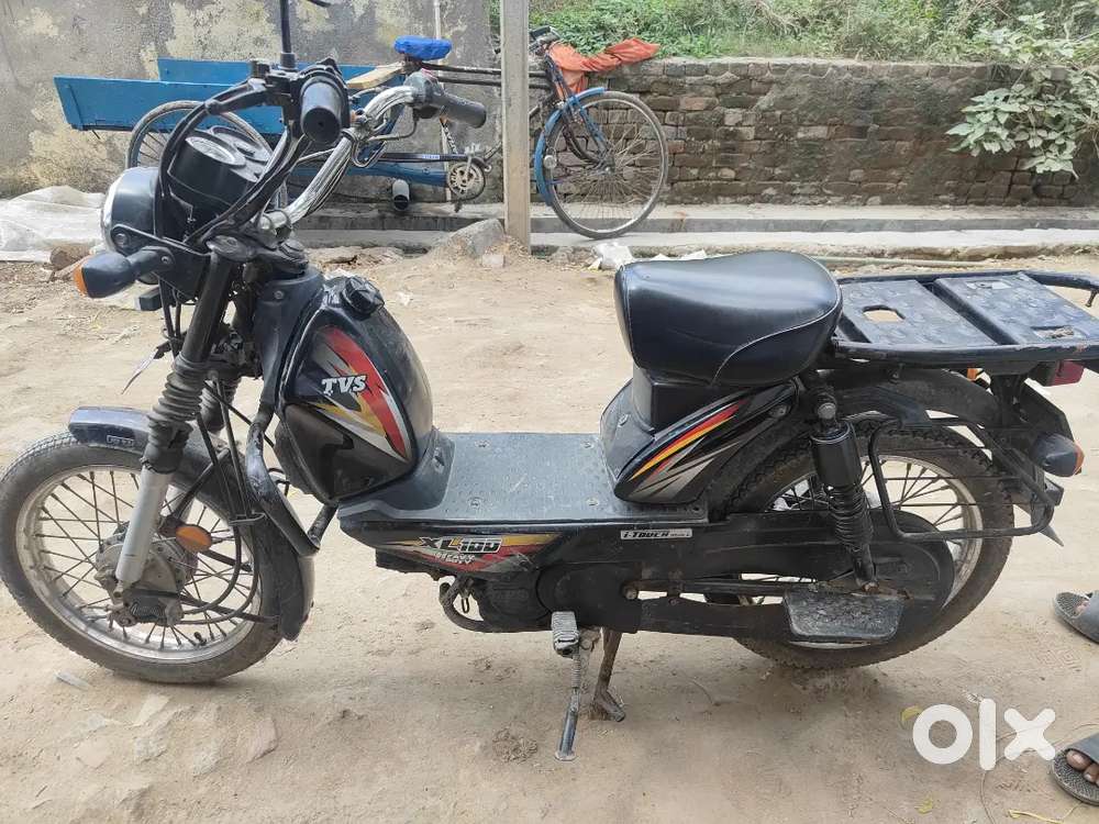 TVS XL 100 HEAVY DUTY