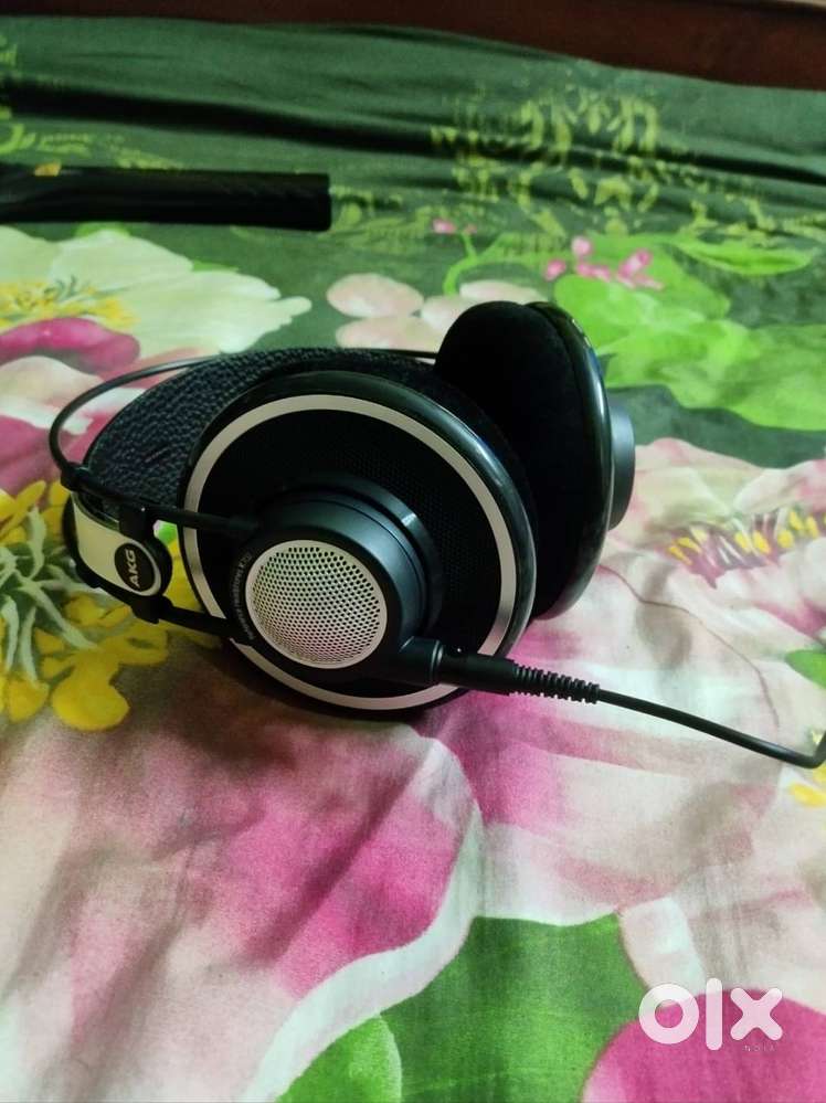 AKG K702 Reference Headphone