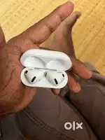 Apple airpods 4