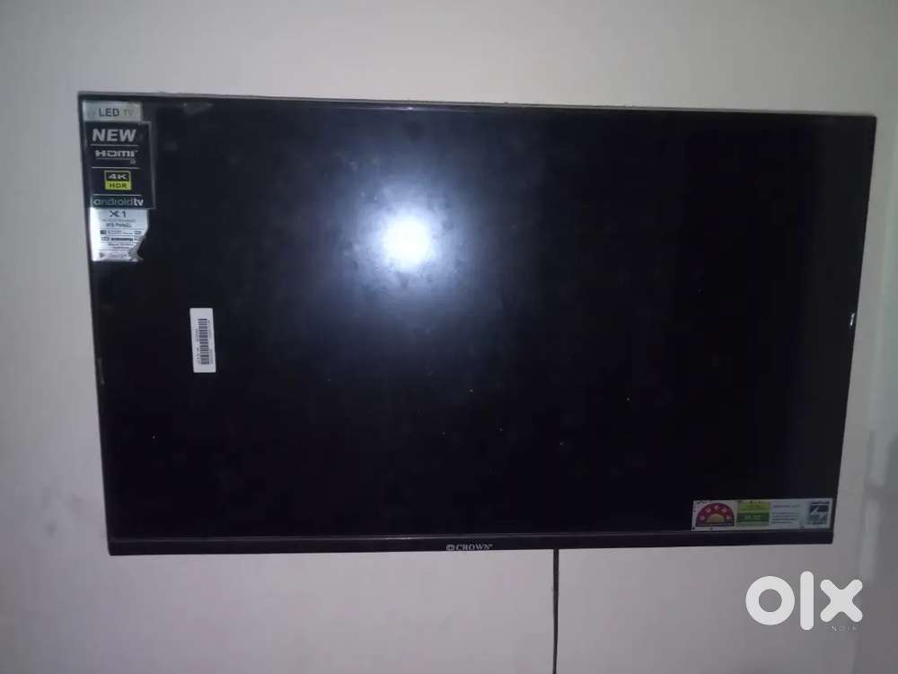 32 inch Led tv , crown company,. only 1 year