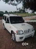 Mahindra Scorpio 2013 Diesel 100000 Km Driven