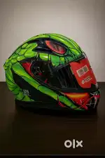 Axor Venomous Helmet – Excellent Condition