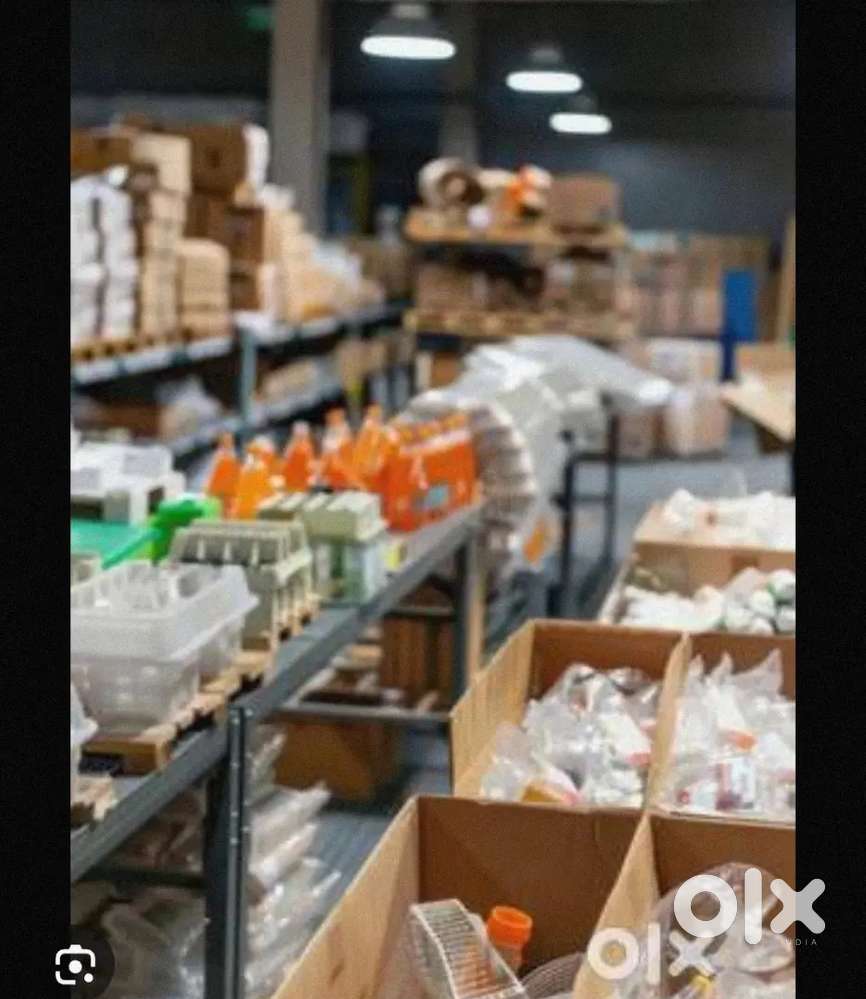 Grocery werehouse packing