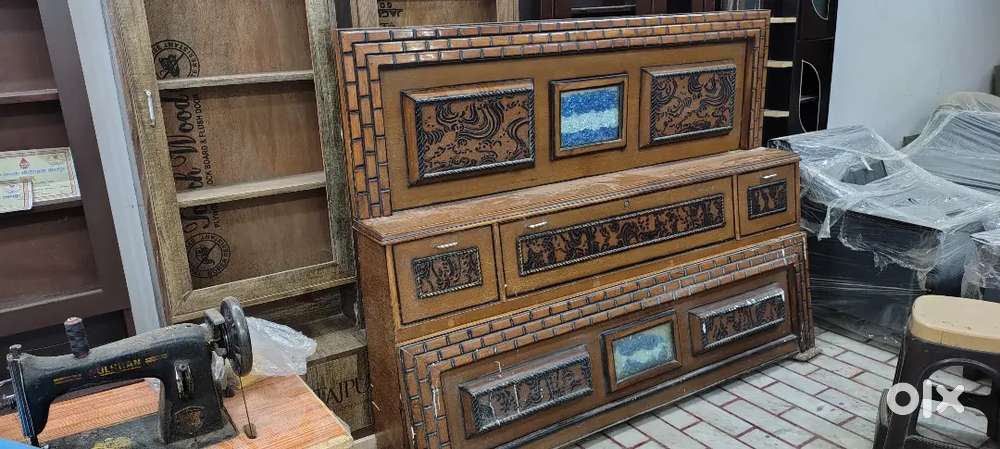 Bed  wooden
