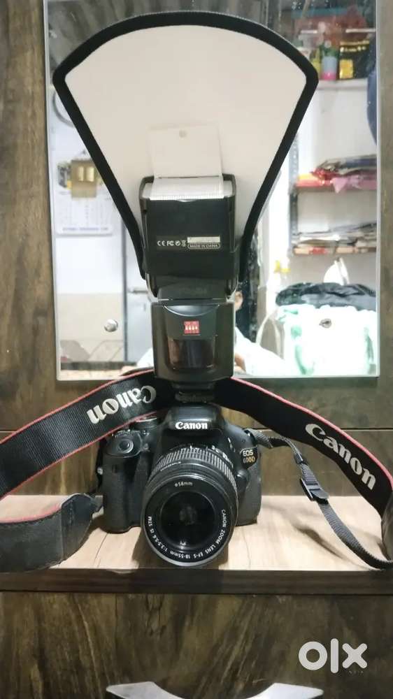 Canon 200D