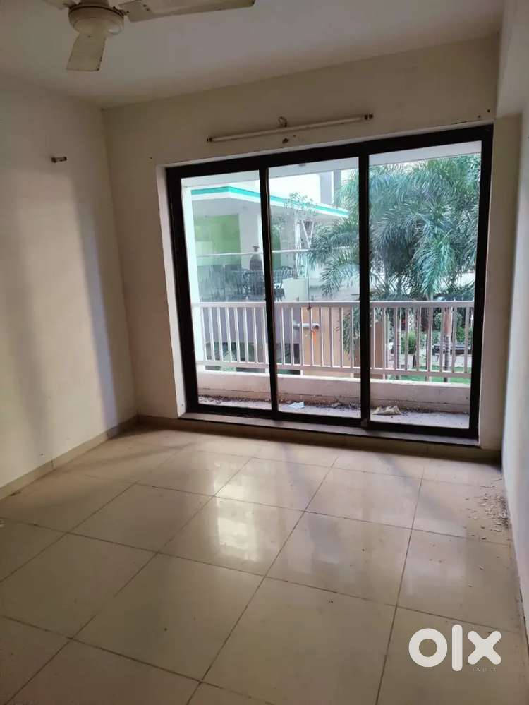 2BHK flat Sale   price 24,50000