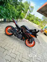 Single owner
Full showroom services only