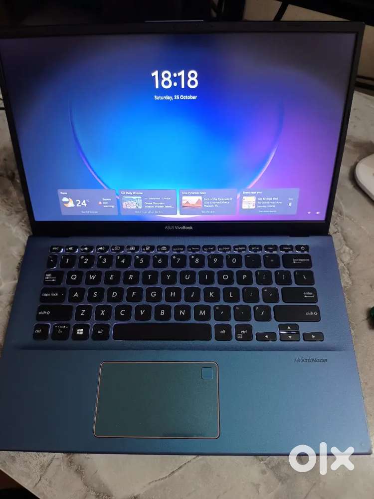 ASUS VivoBook 14 – Ryzen 5 3500U  12GB RAM  512GB SSD  AMD Graphics