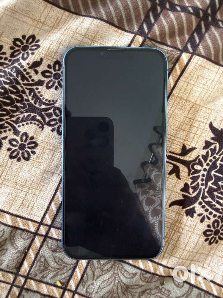 IPhone 13 128gb (Mint Condition)