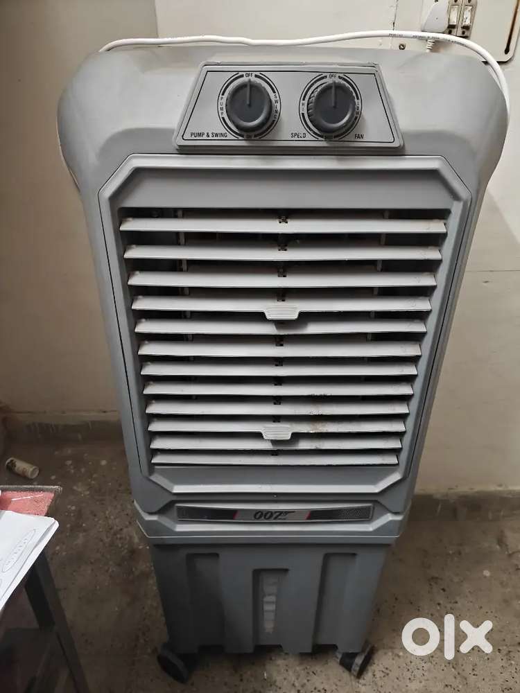 A cooler used for a year, 8/10 condition