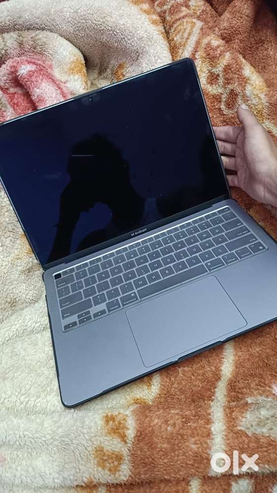 Apple Macbook Air M1 in best condition