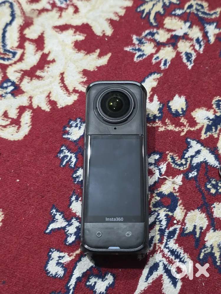 Insta 360 x4