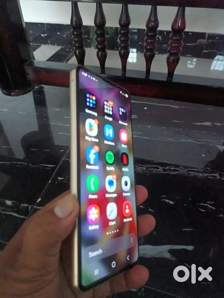 Samsung Galaxy F55 5G mobile phone
