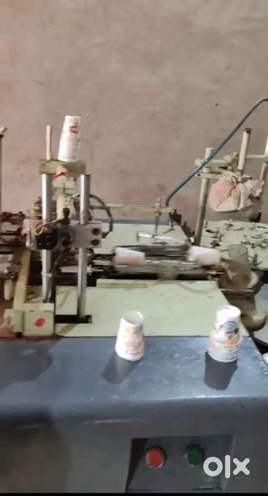 Papercup machine