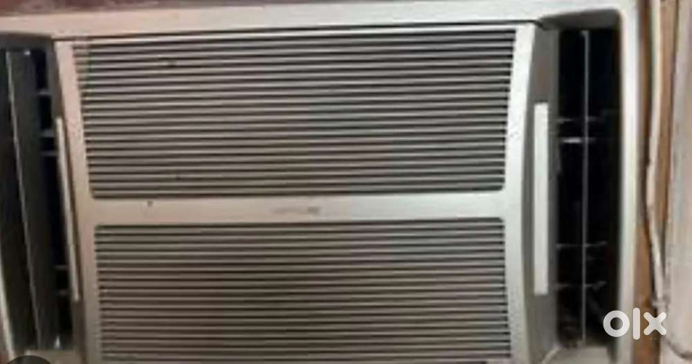 Hitachi Window AC sell urgent