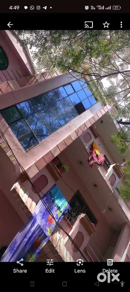 East Facing, Garden Location