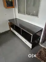 TV unit / Shelf