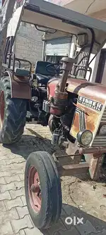 Eicher  troctor
