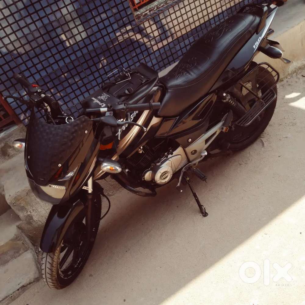 Bajaj pulser 150