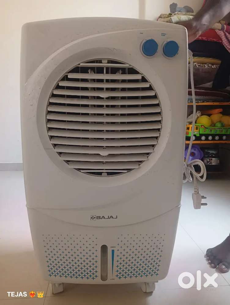 Bajaj cooler