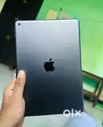 Apple i pad 9th