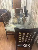6 seater SAAGWAN Dinning Table