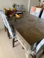 Dinning table 6 seater