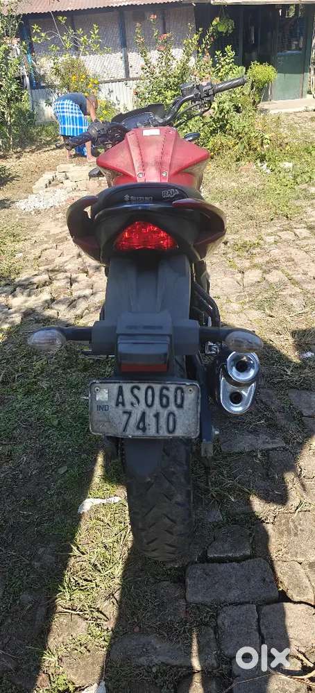 Sazuki Gixxer With all ok Condition.