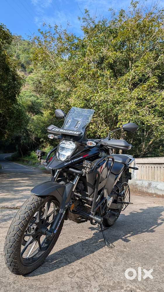 V Strom Sx 250 is available for sale with excellent condition