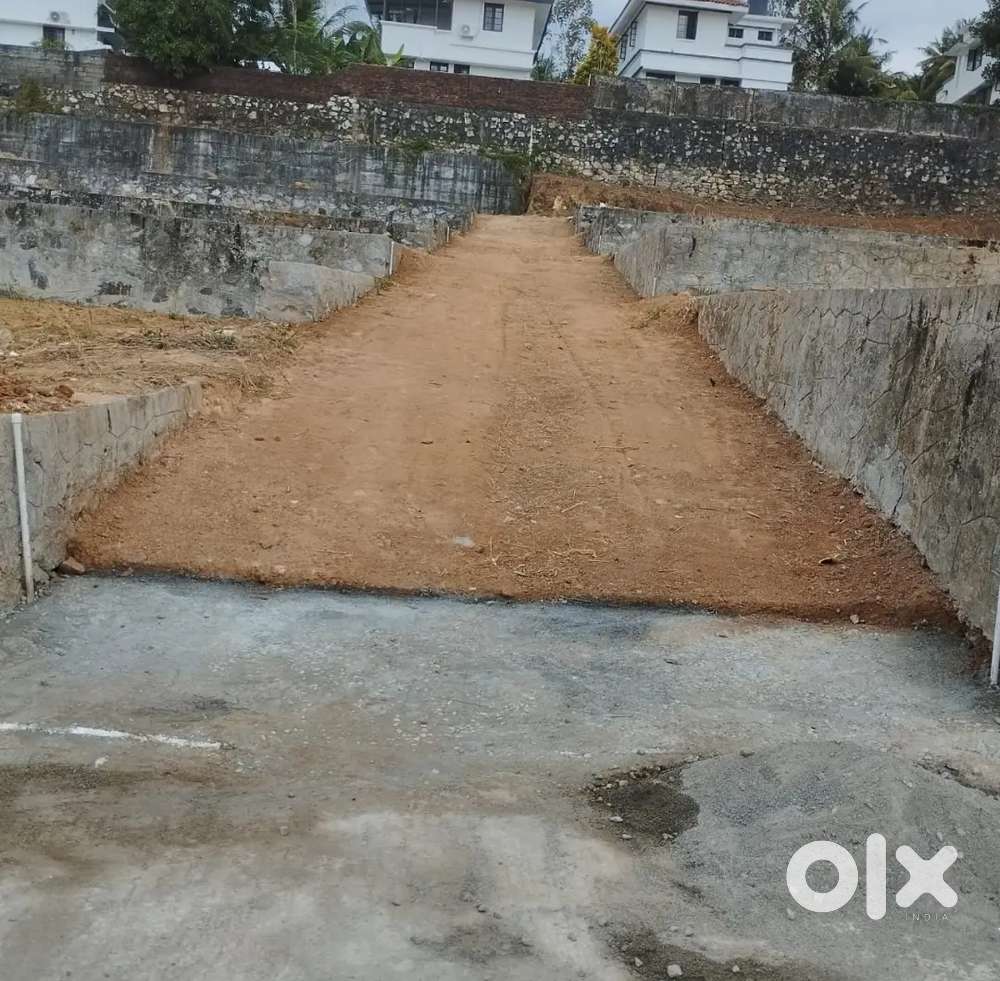 7.760/15/30 CENTS PRIME RESIDENCIAL PLOT FOR SALE NEAR MUKKOLA