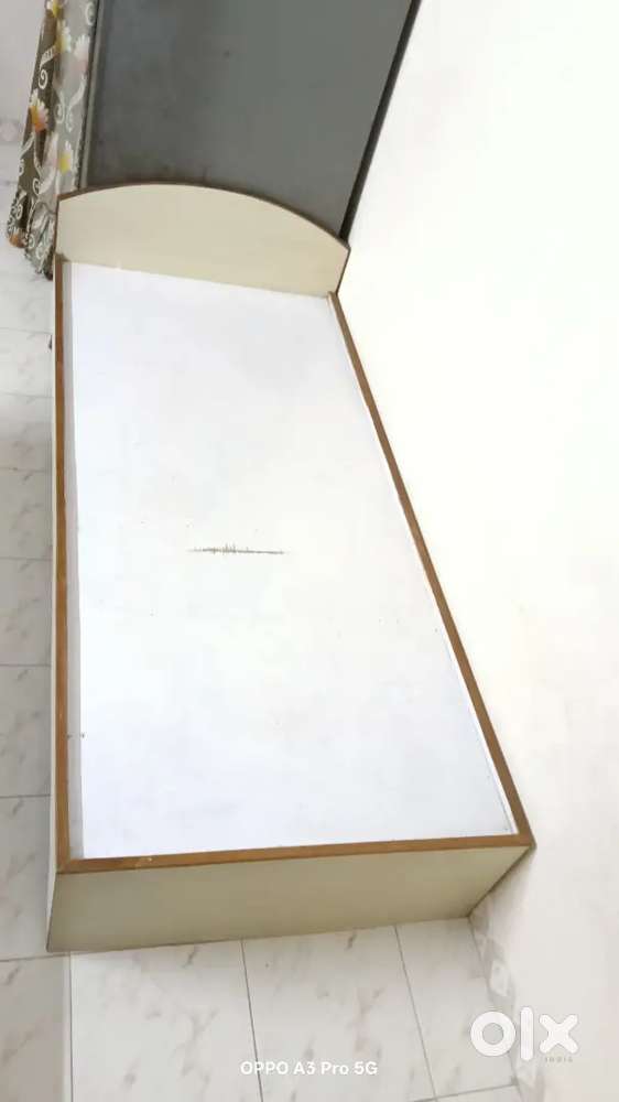 single bed wooden
