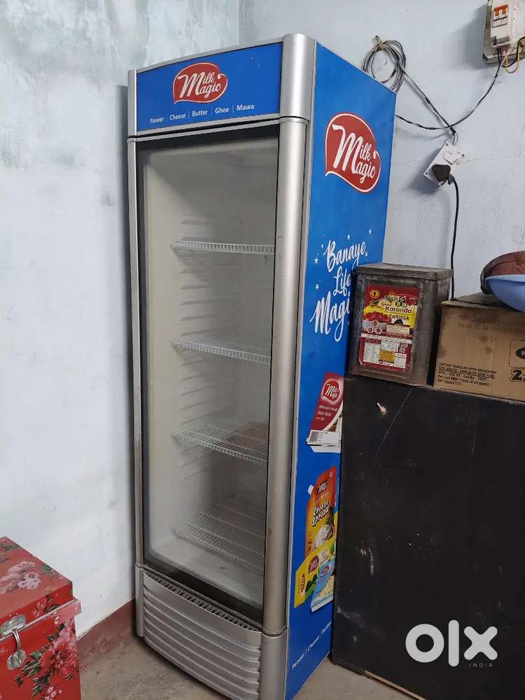 Milk magic comercial fridge