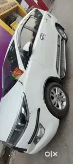 Innova crysta