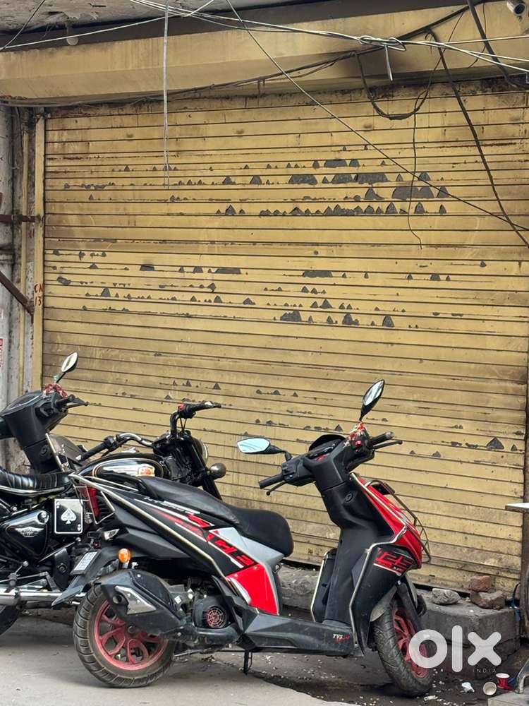 food market, all saloon, bro