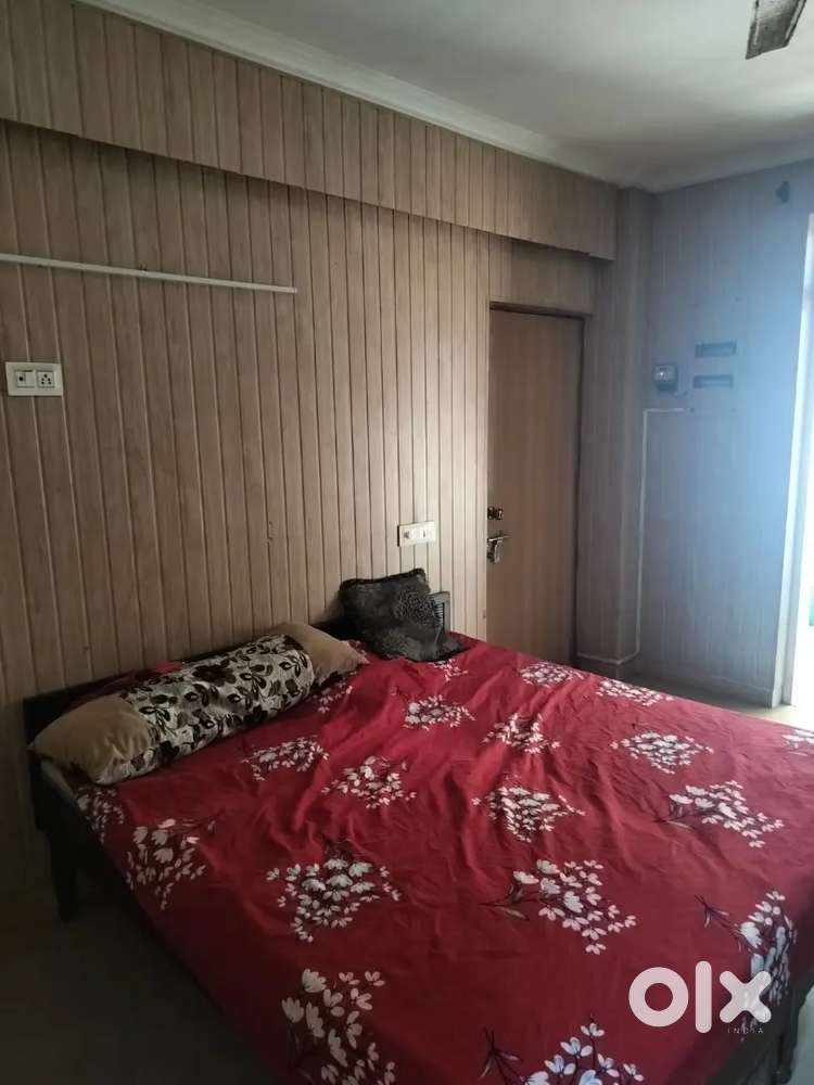 Single room without kitchen with attached washroom