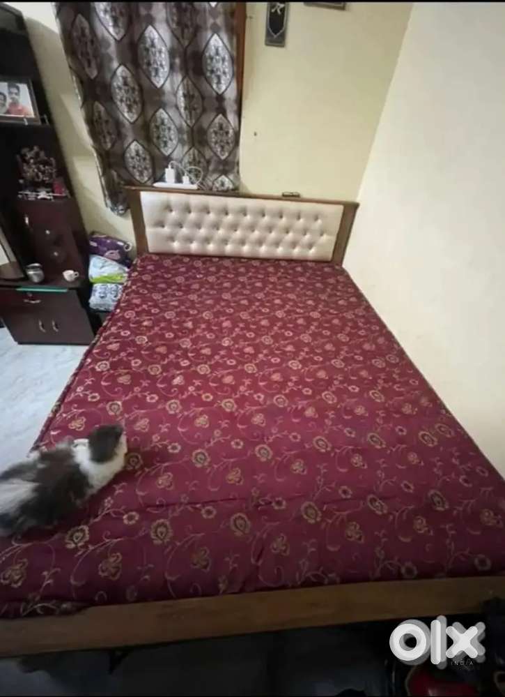 Double Bed in excellent condition