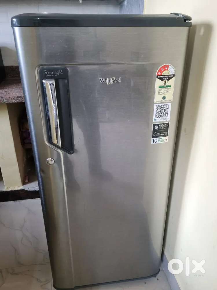 Refrigerator, Washing machine and 3 single mattress