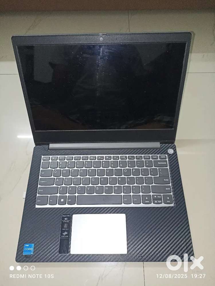 Lenovo IdeaPad 8gb ram 256gb ssd