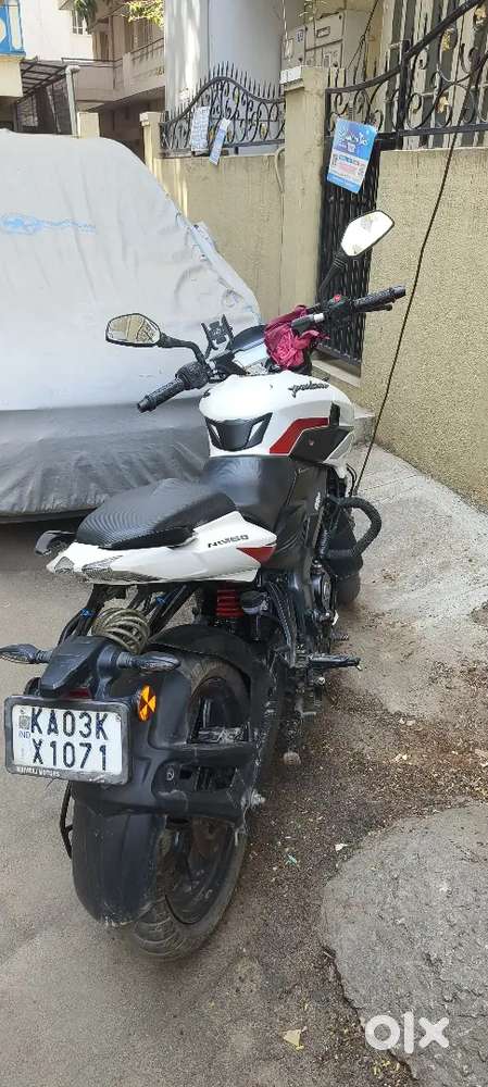 Bajaj pulser ns 160