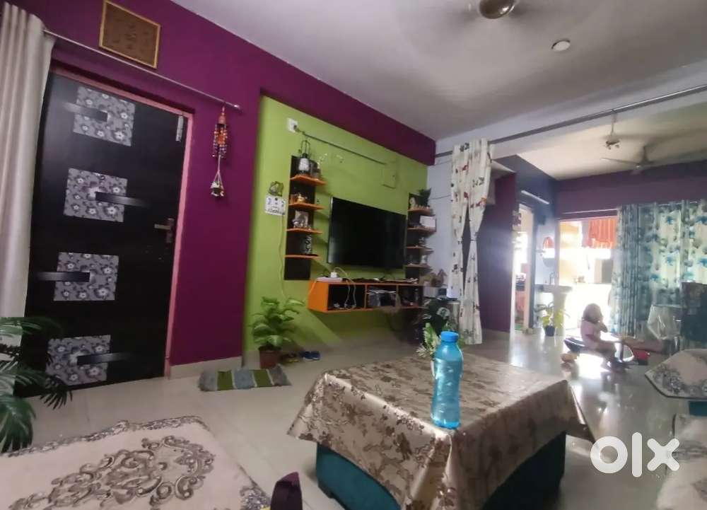 3 BHK FLAT for Sale with only 2 wheeler parking