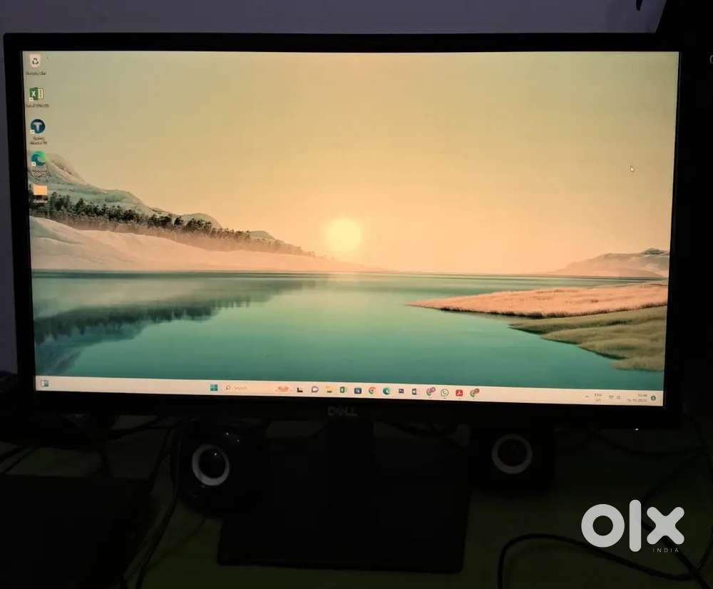 Dell 22 inch Monitor excellent just like new condition