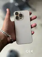 Iphone 13pro no screch on boby vaery good condition gold colour