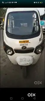 Kinetic e riksha