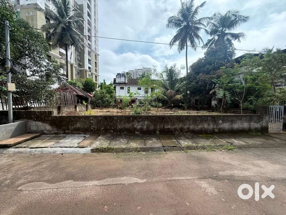 Kakkanad Alapat Nagar 9cent plot for sale