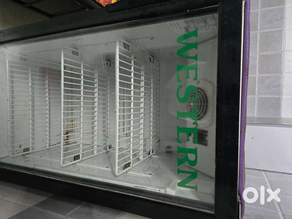 Western cooler for water bottles