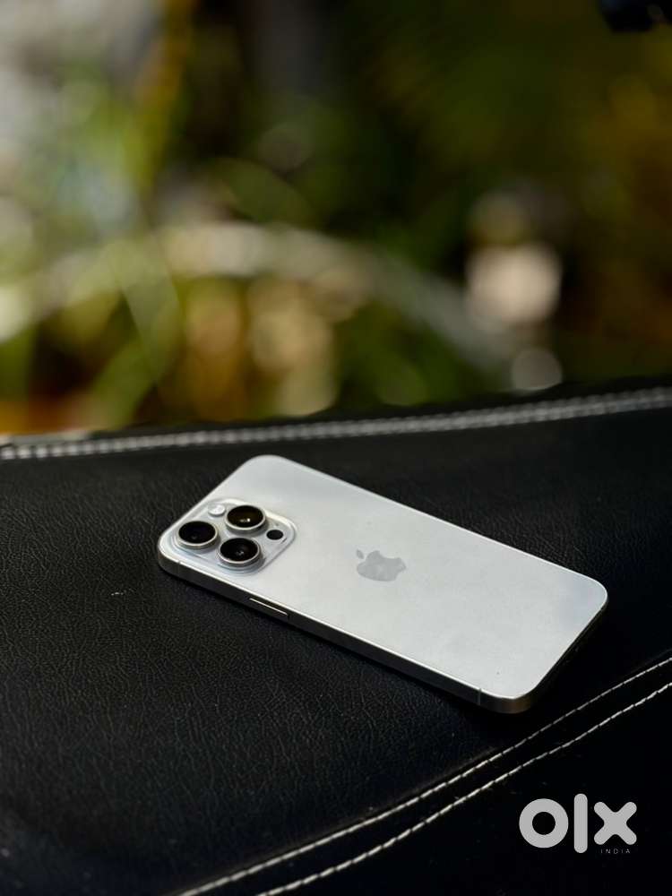 Iphone 15 Pro Max ( 256GB ) Bh 87% Brand New Condition Full box