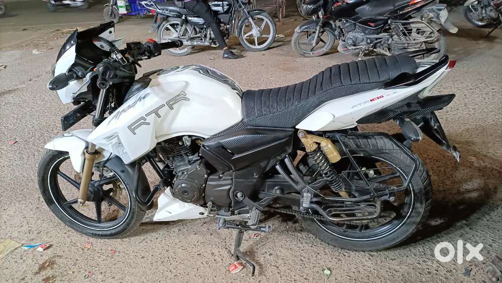 Apache RTR 180 CC Dual Disc Brake BS4