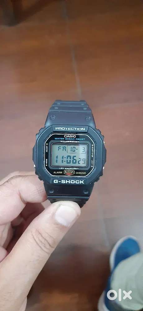 G-shock-watch (DW-5600UE - 1DR)